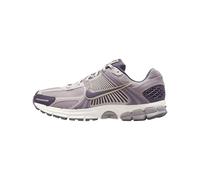 Nike ZOOM Herren Schuhe Vomero 5 (HQ3643-019, Platinum Violet/Light Violet Ore/Team Gold/Dark Raisin)
