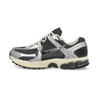 Nike Zoom Vomero 5 Grau in Größe 48.5