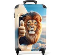 NoBoringSuitcases© Kinderkoffer, Kinderkoffer Jungen, Koffer Kinder, Kinder | 55x40x20 cm - Reisekoffer, Koffer Kinder Jungen, Kindertrolley Jungen, Handgepäck Koffer, Handgepäck (Löwe - Golden-Braun)