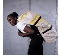 Nyuzi Blackwhite Upcycling Travelbag XL | große Reisetasche mit Rucksackfunktion recycelt aus Zementsäcken - fairtrade Blau Traingle Cement