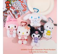 Offizielle Sanrio "Good Friends" Serie Plüsch Schlüsselanhänger Charm (inklusive Herz-förmiger Karabiner) - Ein süßer, sammelwürdiger Plüsch Accessoir