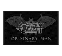 Ozzy Osbourne – Patch Ordinary Man Logo – offiziell, gewebt, zum Aufnähen – Schwarz – Plastic Head