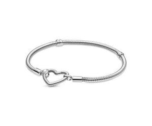 Pandora Schmuck - Snake chain sterling silver bracelet with heart clasp 19cm