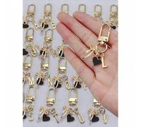 Personalisierter herzförmiger Anhänger mit dreidimensionaler Schleife, erster Buchstabe und Geschenkinformation/Liebesbrief | Herzförmiger Schlüsselan