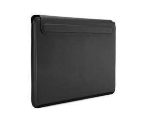 Pipetto Ultra Slim Sleeve für MacBook Air 15" (M2/M3/M4), Schwarz