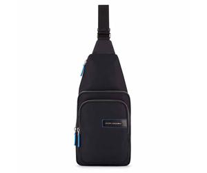 Piquadro PQ-RY Querträgertasche aus rezykliertem Stoff Schwarz