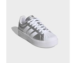 Plateausneaker ADIDAS SPORTSWEAR "STREETTALK BOLD", Damen, Gr. 42,5, grau (cloud weiß, silber metallic, ftwr weiß), Synthetik, Schuhe Plateausneaker, inspiriert vom Design des adidas Superstar (833056