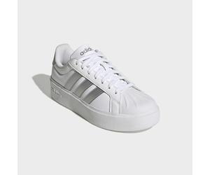 Plateausneaker ADIDAS SPORTSWEAR "STREETTALK BOLD", Damen, Gr. 43, weiß (cloud weiß, silber metallic, core schwarz), Synthetik, Schuhe Plateausneaker, inspiriert vom Design des adidas Superstar (12049