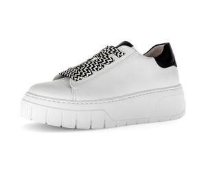 Plateausneaker GABOR, Damen, Gr. 43, weiß, schwarz, Glattleder, Schuhe Plateausneaker, Freizeitschuh, Halbschuh, Schnürer mit Kontrastbesatz an der Ferse (85759808-43) weiß, schwarz
