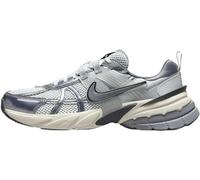 Platinum & Grey Nike WMNS V2K Run, Pure Platinum/Metallic Cool Grey/Wolf Grey, 6
