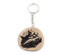 Promotech Bat Superheld Handgefertigter Lasergravierter Einzelstück Schlüsselanhänger aus Holz - Heldenhaftes Design für Comic-Fans