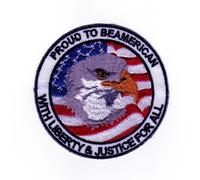 Proud to be American Aufnäher zum aufbügeln oder aufnähen Bügelbild Aufbügler für Kleidung gestickter Bügelpatch Applikation Adler Eagle Flagge USA Patch Größe 7,5 x 7,5 cm