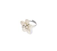 Purelei Pearly Flower Ring für Damen, Edelstahl Ring mit Muschelperlen, floraler Statement Ring mit verstellbarer Ringschiene, in S/M und M/L (Silver, S/M)