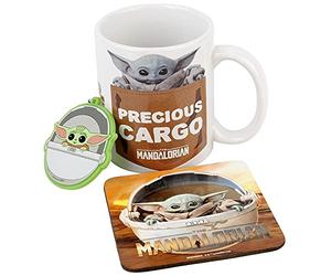 Pyramid Europe GmbH Mandalorian Geschenkset Yoda Baby 3-teilig - Tasse, Untersetzer, Schlüsselanhänger, in Geschenkverpackung., GP85463, beige