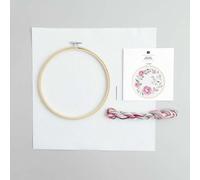 Stickpackung Gezählter Kreuzstich Kranz aus Rosen Ø20cm / Bei Hugendubel