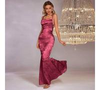 Rückenfreies Satinkleid mit Jacquard-Muster und Kreuzband-Schnürung in Langer Länge