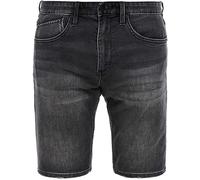 S. Oliver Bermuda, 29