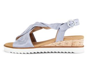 Sandalette GABOR "GENUA", Damen, Gr. 37, blau (hellblau), Nubukleder, Schuhe Sandalette, Sommerschuh, Sandale, Keilabsatz, mit verstellbarem Fersenriemchen (75493534-37) hellblau
