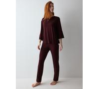 Schlafanzug TRIUMPH "Amourette PK LSL", Damen, Gr. 48, braun (claret), Single Jersey, Obermaterial: 94% Modal, 6% Elasthan, Homewear-Sets Schlafanzug, seidig - weich mit Stretch (44995008-48) claret