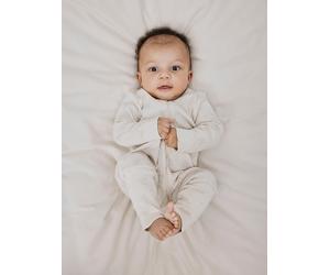 Schlafoverall NAME IT "NBNNIGHTSUIT ZIP FF RAINY KOALA NOOS", Jungen, Gr. 104, N-Gr, beige (rainy day), Jersey, Obermaterial: 100% Baumwolle, bedruckt, slim fit, Overalls Schlafoverall (29576106-104)