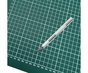 Schneidematte A0 (grün-weiß/ Skalierung in cm/ 90 x 120 cm + Grafikmesser)