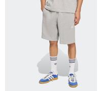Shorts ADIDAS ORIGINALS "ESS SHO", Herren, Gr. XXL, N-Gr, grau (medium grau heather, weiß), Obermaterial: 100% Baumwolle, Hosen, Essential Sweat Shorts mit Logo, aus weichem French-Terry Material (267