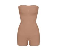 SKIMS Damen Bodysuit SEAMLESS SCULPT STRAPLESS SHORTIE B, nougat, Gr. M