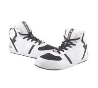 sleeco - Stylische Hausschuhe im Jordan Sneaker-Look Herren, Damen - Atmungsaktiv Indoor Haus Schuhe mit Rutschfester Sohle - Warme Moderne Pantoffeln Hüttenschuhe geschlossen Größe 38 weiß