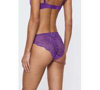 Slip TRIUMPH "Pretty Micro Tai", Damen, Gr. XL, lila (lila passion), Microfaser, Obermaterial: 89% Polyamid, 11% Elasthan, körpernah, Unterhosen Slip, nahtlos, Microfaser, Spitze auf der Rückseite (22