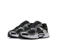 Sneaker NIKE SPORTSWEAR "Nike V5 RNR", Herren, Gr. 43, silber (schwarz, schwarz, anthrazit, smoke grau), Synthetik, Textil, Schuhe Sneaker, inspiriert vom Design des Y2K Nike Vomero 5 (11436811-43) sc