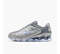 Sneaker NIKE SPORTSWEAR "Reax 8 LTR", Damen, Gr. 39, metallic silber, hydrogen blau, cool grau, Synthetik, Schuhe Sneaker, inspiriert vom Design des Nike Shox (68585417-39) metallic silber, hydrogen b