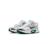 NIKE V5 RNR Sneaker Kinder 107 - white/malachite-vast grey 39