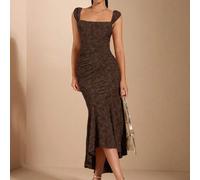 Sommer weißes, sexy strukturiertes Jacquard Maxi-Kleid, Off-Shoulder, Rückenausschnitt und elegantem Fischschwanzsaum, elegant und geeignet für Zusamm