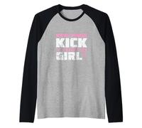 Starke Verteidigung Krav MAGA Kick It Like A Girl Raglan