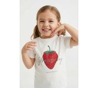 T-Shirt KIDS ONLY "KMGCANDY LIFE S/S PRINTED TEE JRS NOOS", Mädchen, Gr. 122, cloud dancer print:strawberry, Jersey, Obermaterial: 100% Baumwolle, unifarben, regular fit normal, Rundhals, Shirts T-Shi