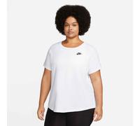 T-Shirt NIKE SPORTSWEAR "CLUB ESSENTIALS WOMEN'S T-SHIRT (PLUS SIZE)", Damen, Gr. 3X (56/58), weiß, Obermaterial: 100% Baumwolle, Shirts T-Shirt, etwas weiterer Schnitt, kürzere Länge am Body, sportli