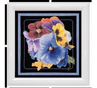 Thea Gouverneur Stiefmütterchen Aida Schwarz Kreuzstich Set. Kreuzstich Set Vorgedruckt. 18 count. 34 x 34 cm. 435.05. DMC. Stickset Erwachsene. Embroidery kit