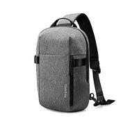 tomtoc Herren Umhängetasche Sling Bag passt für 14-Zoll MacBook Pro M5/M4/M3, 13-Zoll MacBook Air M4 (2025), iPad Pro M5/M4 13", wasserabweisende Crossbody Bag Brusttasche Schultertasche Tagesrucksack