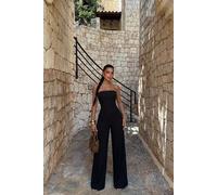 Trägerloser Jumpsuit in eleganter Linie - S - Schwarz