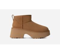 UGG® Classic Ultra Mini New Heights Boot für Damen in Brown, Größe 43, Wildleder 1158311-CHE-12