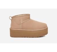 UGG® Classic Ultra Mini Plateau-Boot für Damen | UGG® EU in Beige, Größe 41, Wildleder 1135092-SAN-10