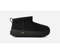 UGG® Classic Ultra Mini Wrap Tech Boot für Herren in Black, Größe 48.5, Wildleder 1171115-BLK-14