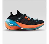 UYN Neuron Trailrunning-Schuhe mit orangefarbener Sohle Herren B000 - black 46