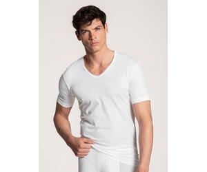 V-Shirt CALIDA "Focus", Herren, Gr. M (50), weiß, Single Jersey, Obermaterial: 47% Lyocell (TENCEL™), 46% Baumwolle, 7% Elasthan, unifarben, Basic, Basic hüftbedeckend, V-Ausschnitt, Shirts V-Shirt, V