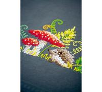 Vervaco Kreuzstich-Stickset Tischdecke Igel mit Farnen – Vorgezeichnet 80 x 80 cm für Erwachsene