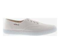 Victoria W by Victoria 40