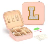 VINATO Schmuckkästchen personalisierbar mit Diamant-Buchstaben, Reise Jewelry Organizer, tragbarer Schmuckkasten aus PU-Leder (Blassrosa)