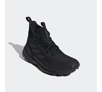 Wanderschuh ADIDAS TERREX "TERREX FREE HIKER 2.0 GORE-TEX", Herren, Gr. 45, schwarz (core schwarz, core schwarz, grau four), Synthetik, Textil, Schuhe Wanderschuh, wasserdicht dank Gore-Tex Membrane (