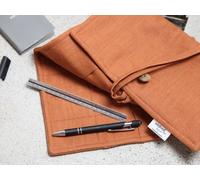 werkvoll by Lena Peter HANDGEFERTIGTE STIFTEROLLE LINE RUST