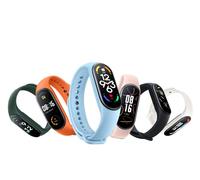 XIAOMI Smart Band 7 Fitness- & Aktivitätstracker (1,62 AMOLED Display, 120 Workout-Modi, SpO2 Tracking, Schlaf-, Herz & Pulsüberwachung, bis zu 14 Tage Akkulaufzeit, 5ATM Wassergeschützt, Mi Fit App)